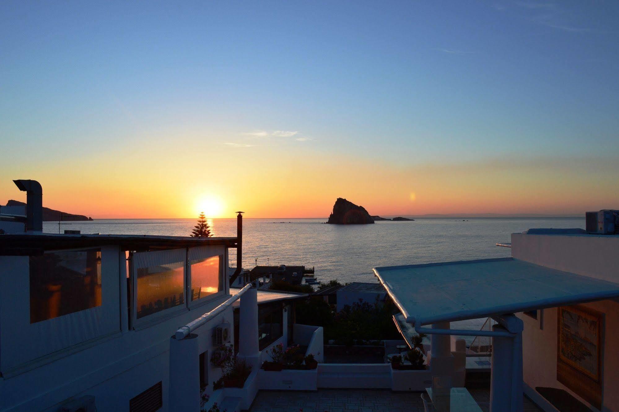 Hotel Oasi Panarea Exterior foto